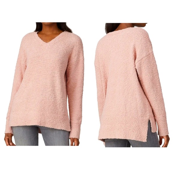 Sanctuary Fuzzy V Neck Sweater - Picture 7 of 7